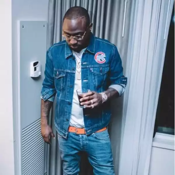 Nigerian Singer, Davido Pictured With Baby Number 3 In Ghana (Photo)